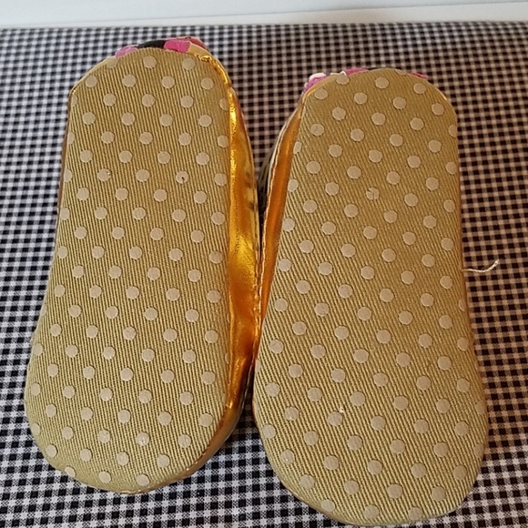 Sneakers Shoes Size 11 (28) 4 1/2" x 2 1/4. - Picture 4 of 6